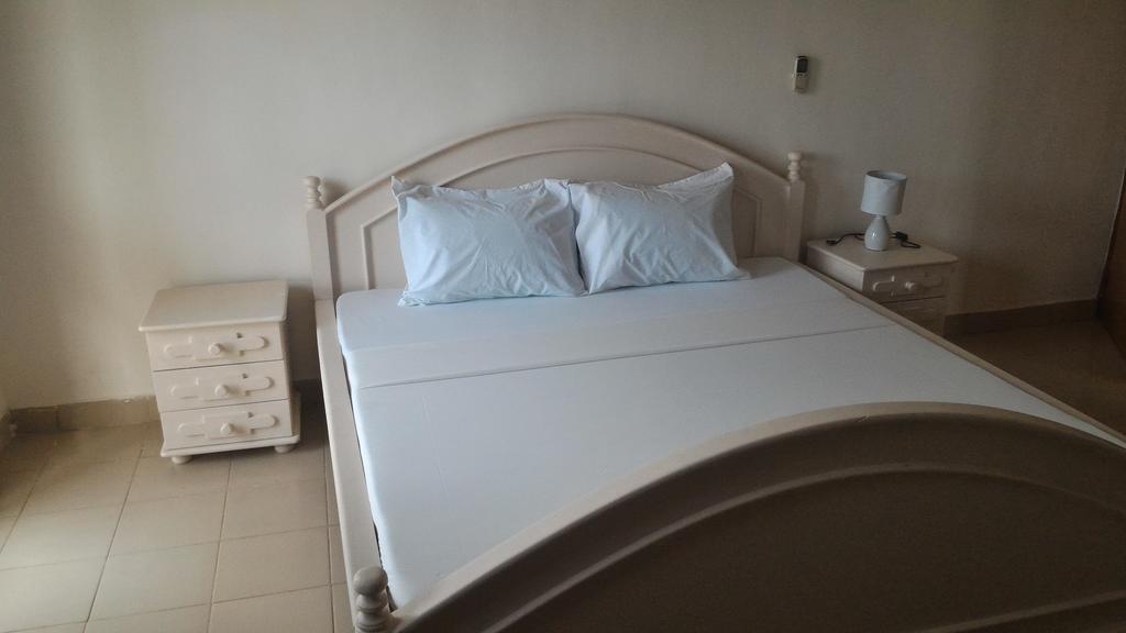 אואגדוגו Residence Diane חדר תמונה