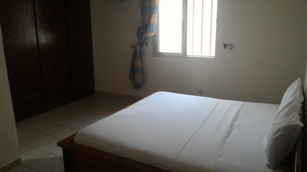 אואגדוגו Residence Diane חדר תמונה
