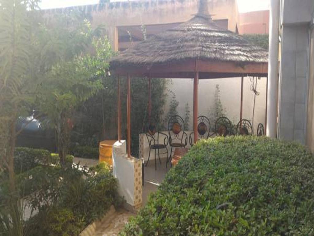 אואגדוגו Residence Diane מראה חיצוני תמונה